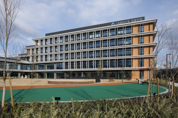 大阪歯科大学楠葉西学舎の施工事例